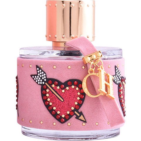 Carolina Herrera CH Queens Perfume Review, Price, Coupon - PerfumeDiary