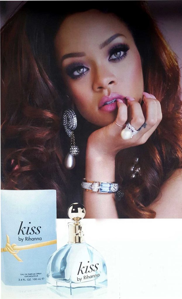 Rihanna Kiss perfume