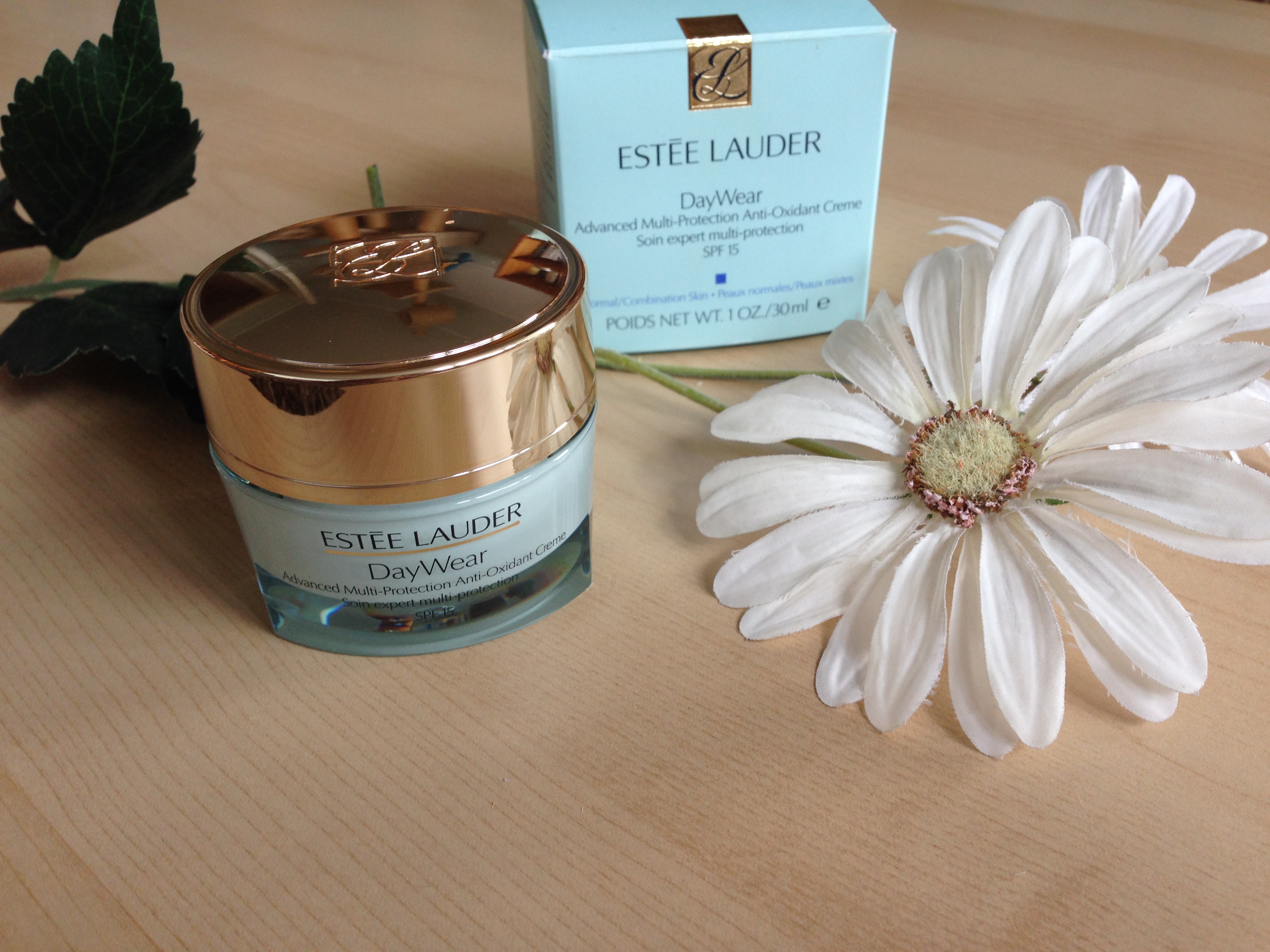 Estee Lauder DayWear 